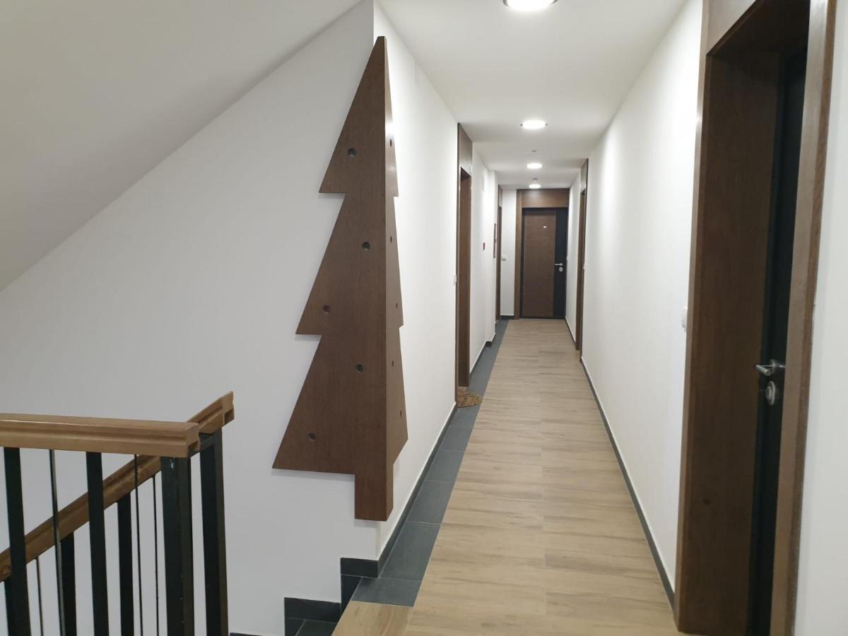 Borovi Apartment Divcibare