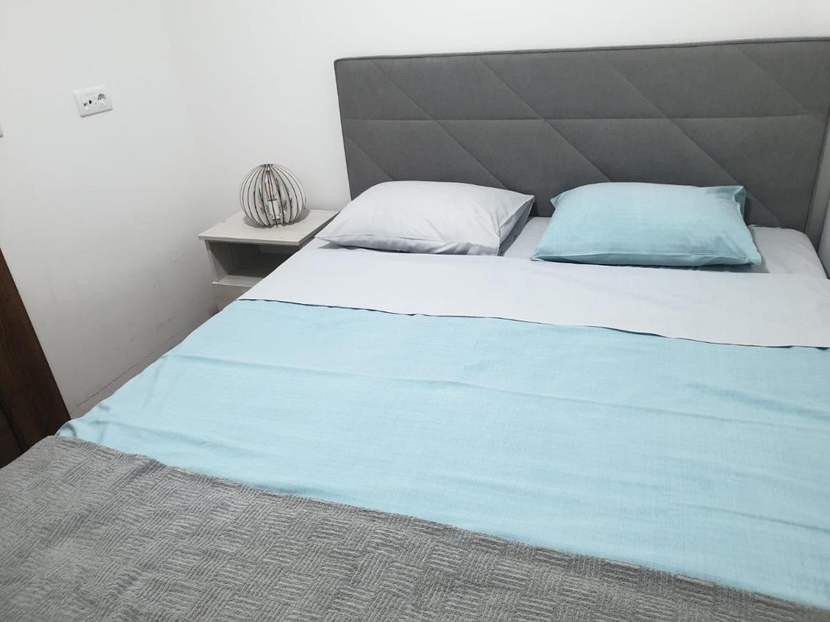 Borovi Apartment *